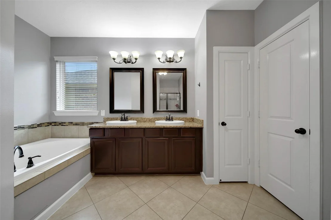 Photo of 12935 Northpointe Bend Drive