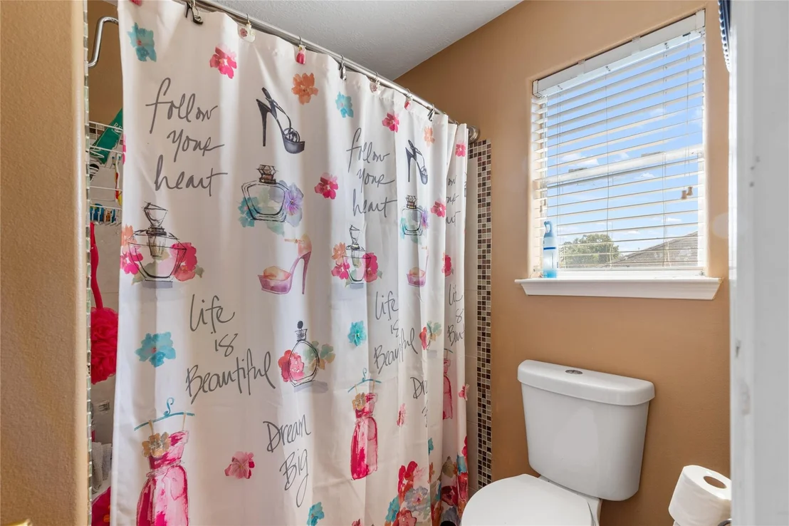 Photo of 3727 Oak Lace Drive