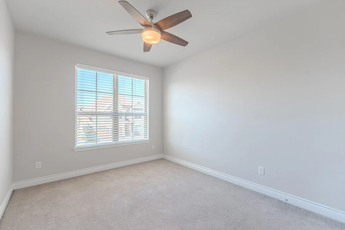 Photo of 27918 Madison Bend Drive