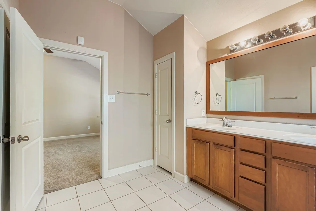 Photo of 4007 Pinecrest Hollow
