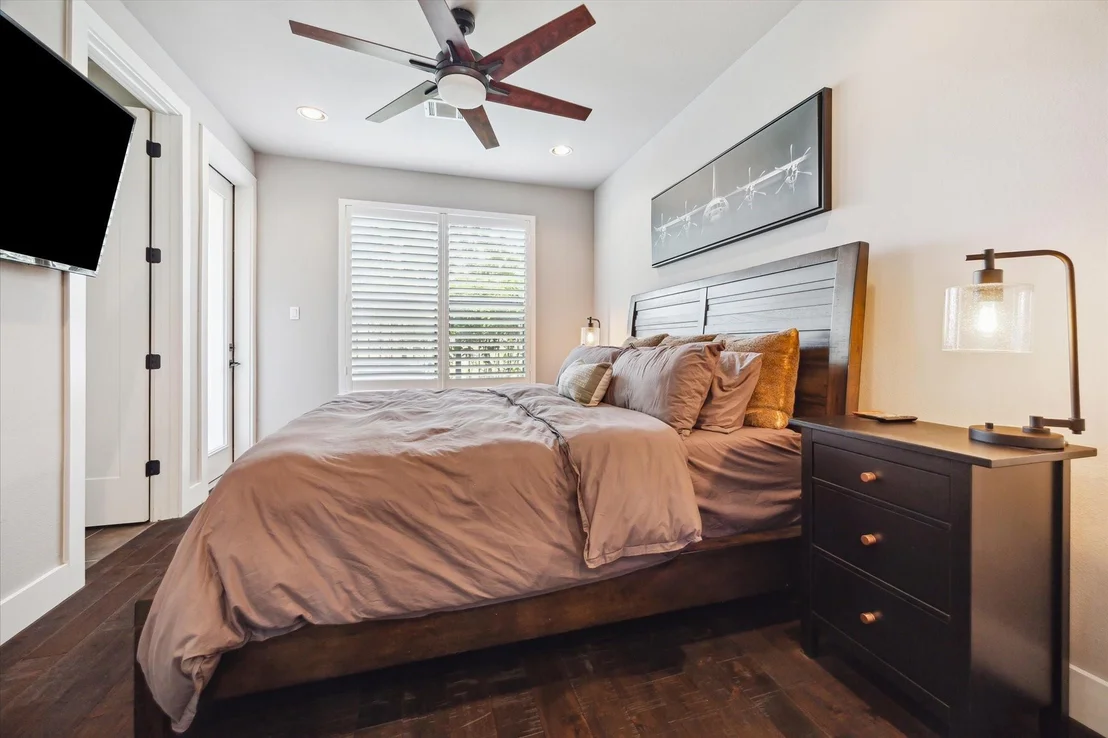 Photo of 5121 Elysian Street