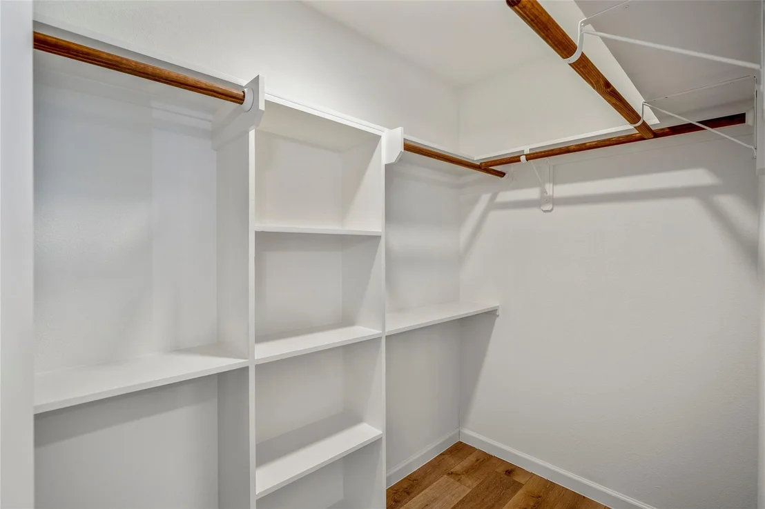 Photo of 3923 Alsace Street