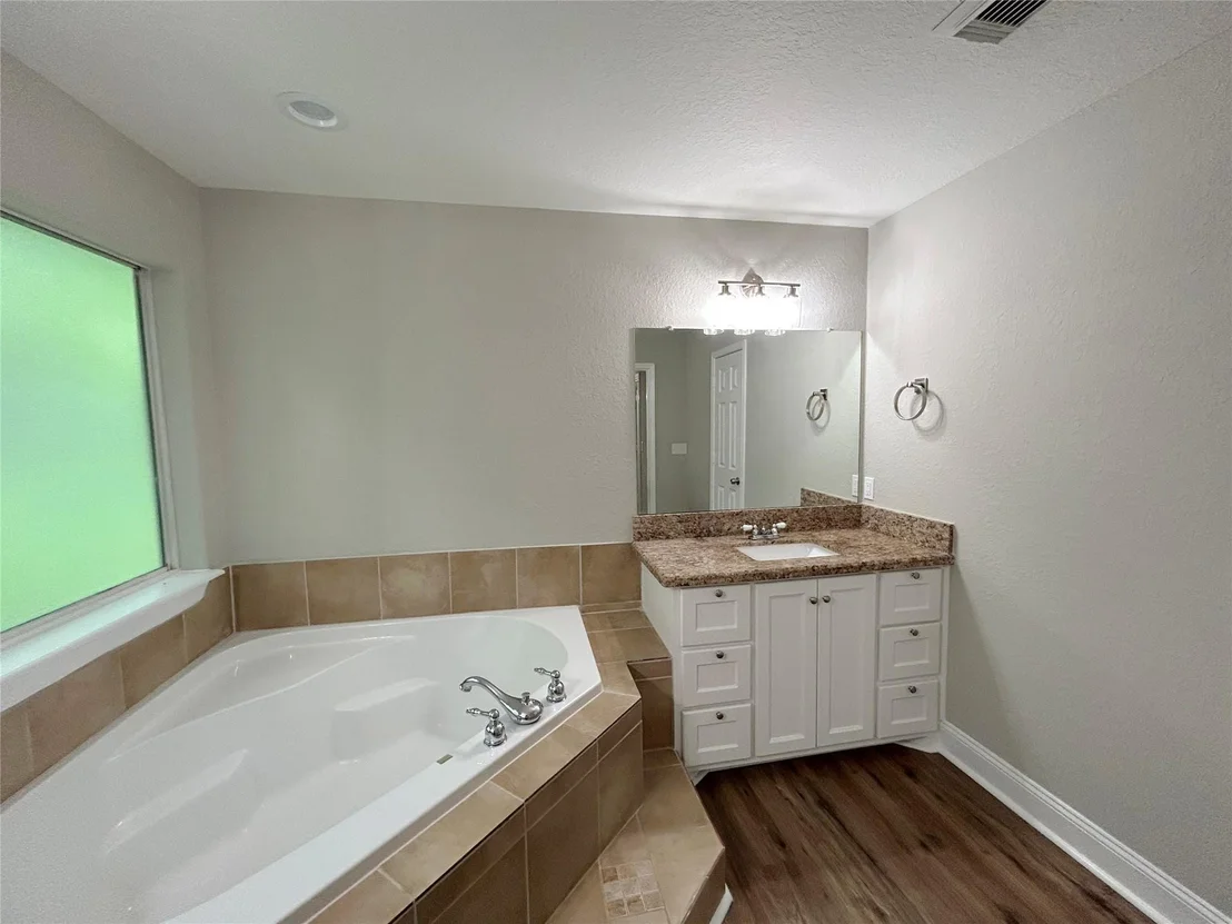 Photo of 7902 Masters Road