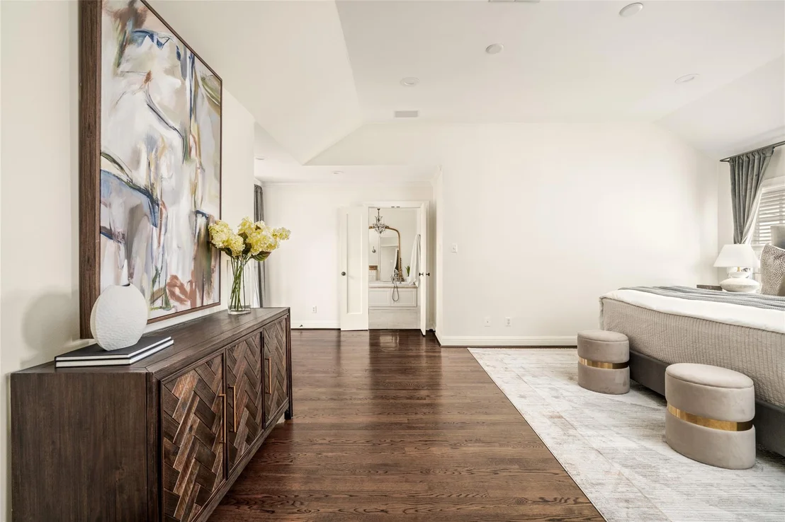 Photo of 3105 Locke Lane
