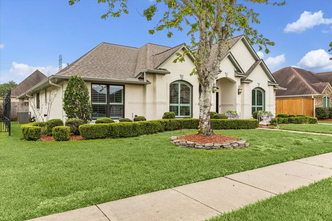 Photo of 2313 Augusta Drive