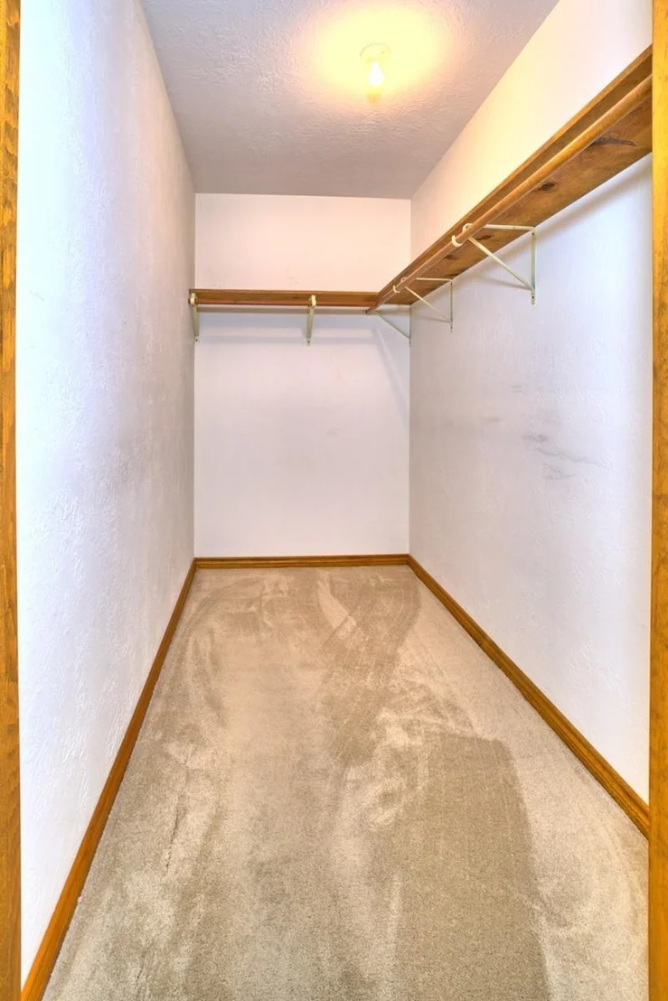 Photo of 1000 Crestline Lane