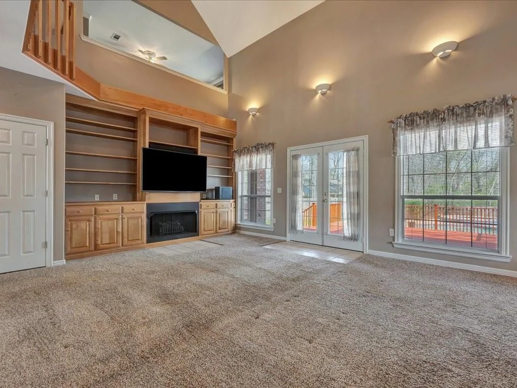 Photo of 1803 Live Oak Lane