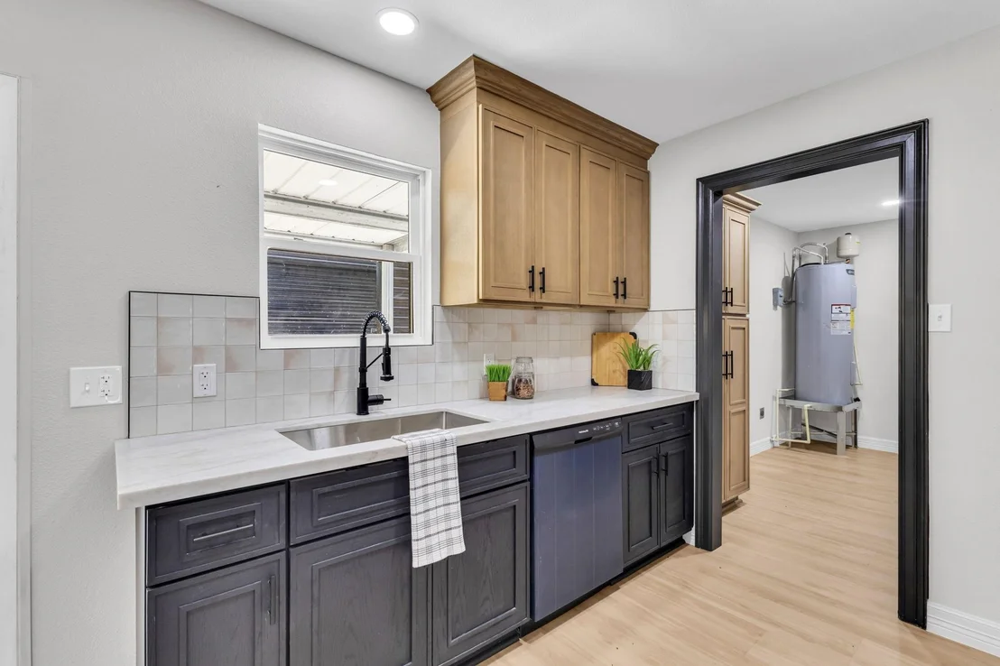 Photo of 170 Maple Street