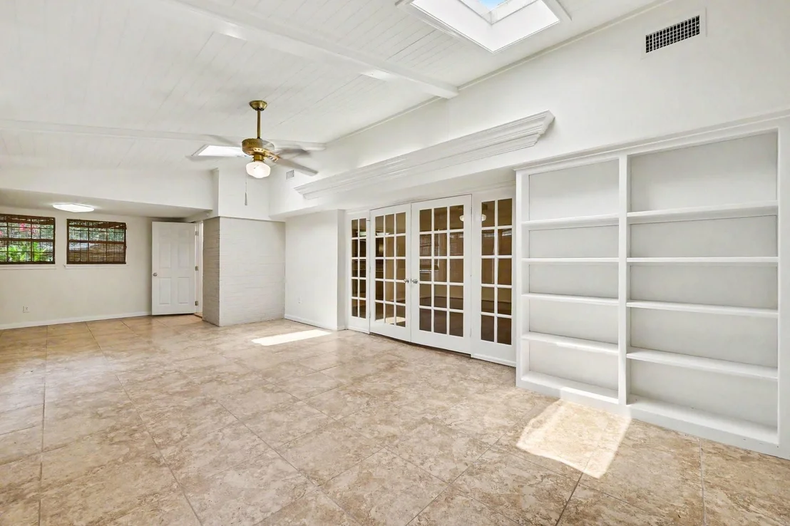 Photo of 26222 Oakhurst Drive