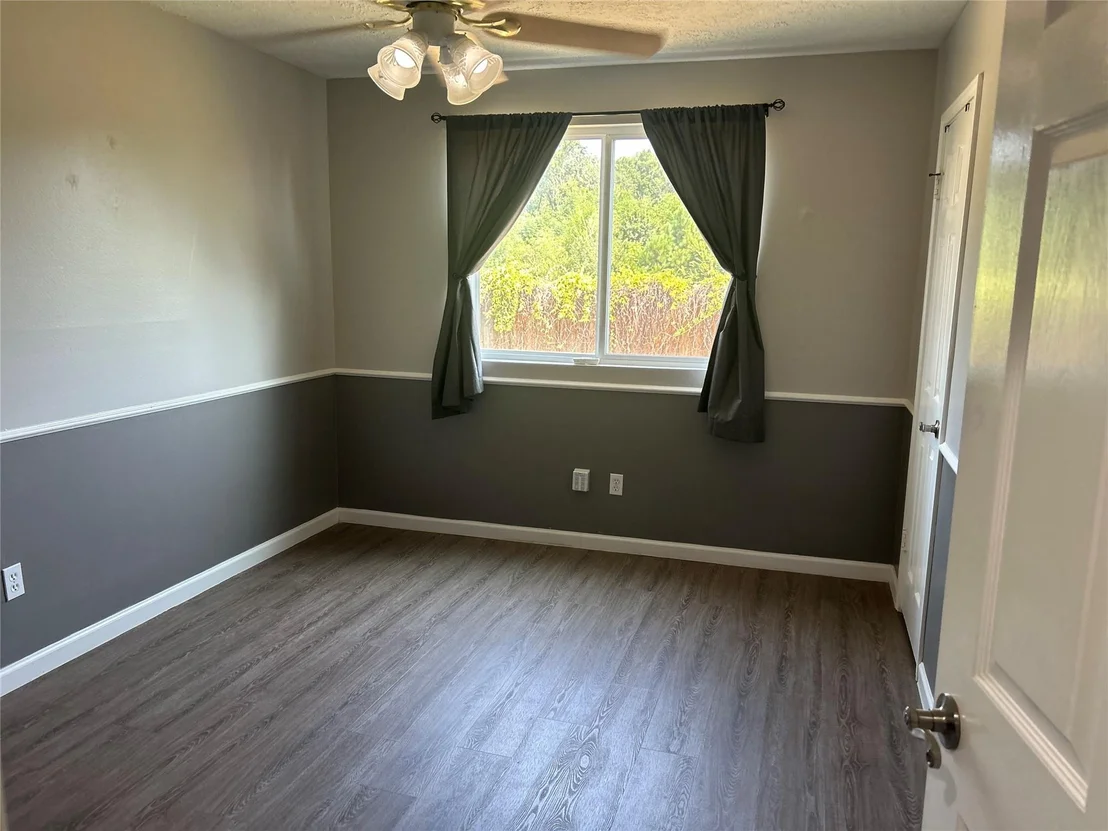 Photo of 1406 Rushworth Drive
