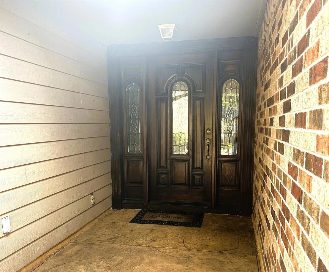 Photo of 7238 Londres Drive