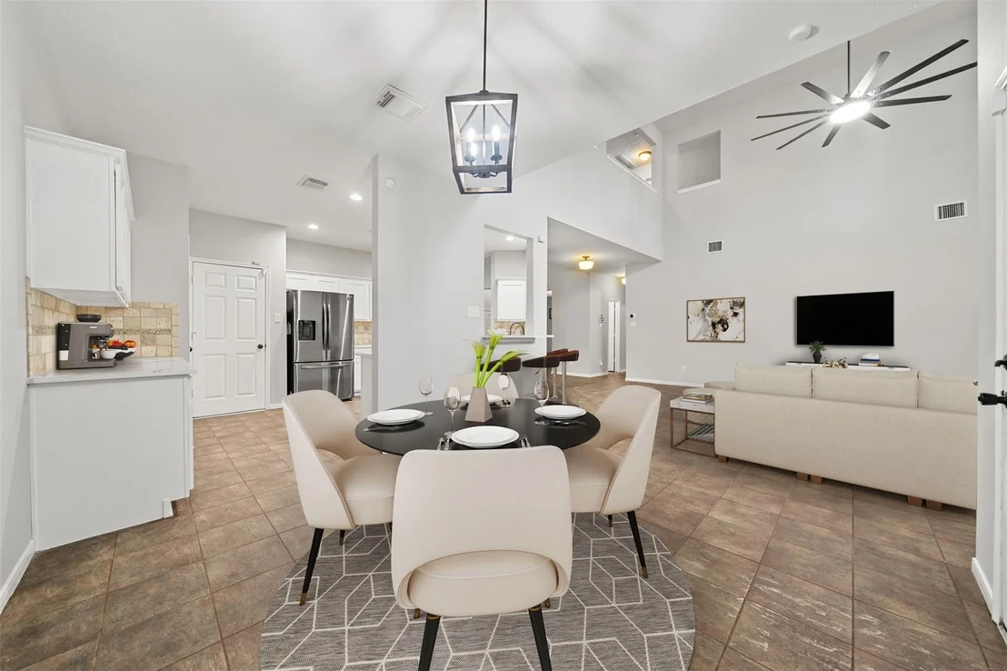 Photo of 1304 Pine Stream Drive S
