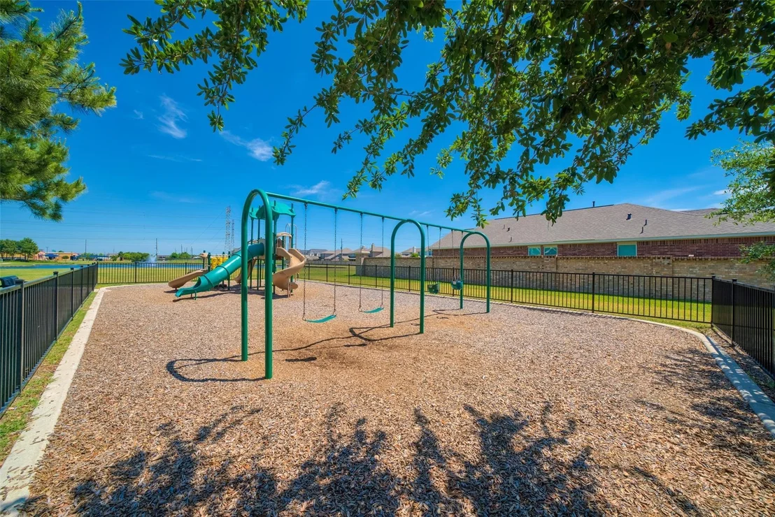 Photo of 10026 Thicket Park Lane