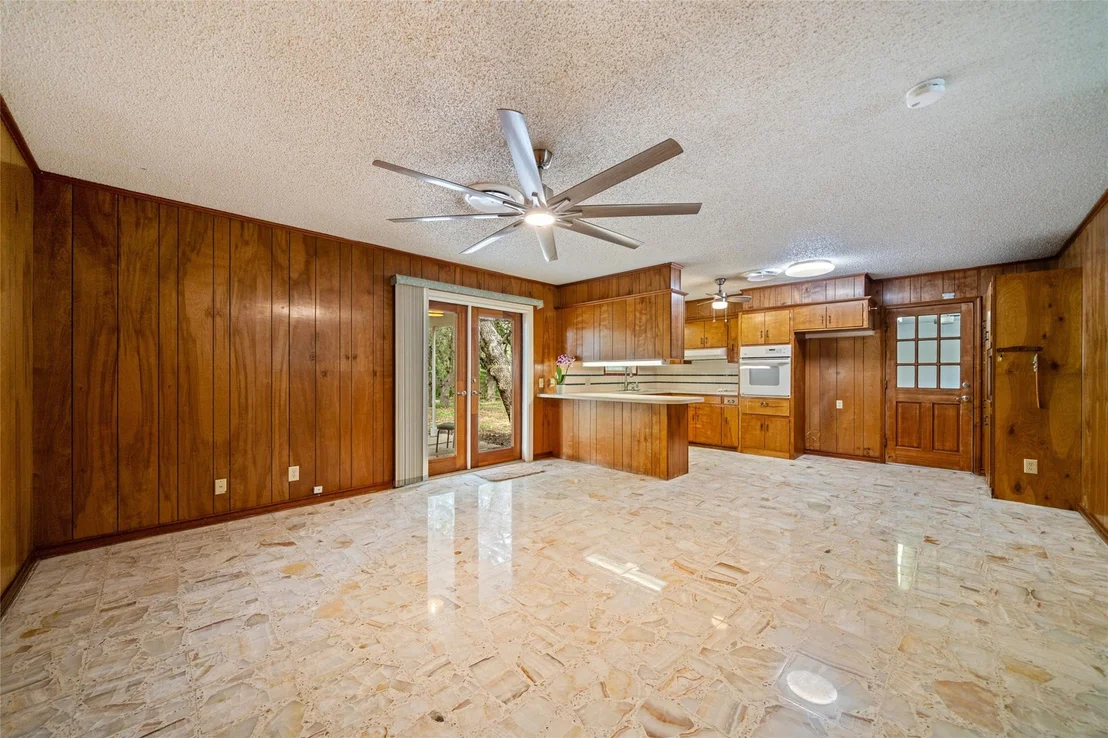 Photo of 2419 Henrietta Place