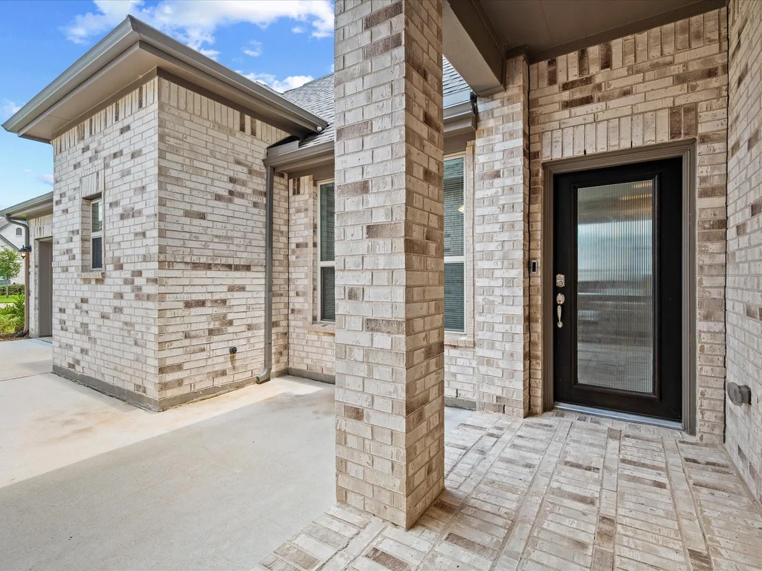 Photo of 262 Peninsula Point Drive