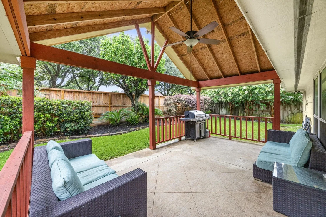 Photo of 6527 Harcourt Bridge Drive