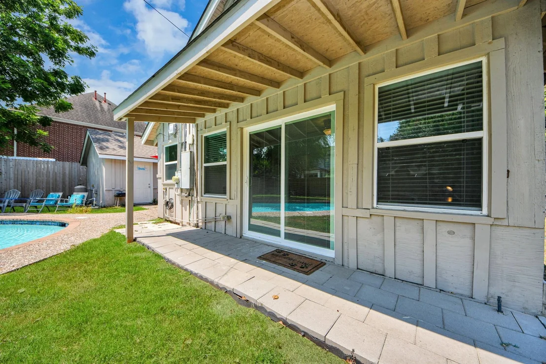 Photo of 5139 Beechnut Street