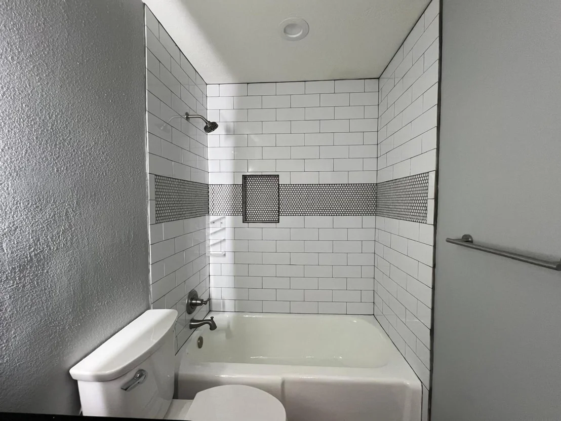 Photo of 807 Shell Avenue