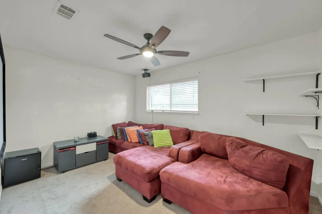 Photo of 25610 Walnut Grove Circle