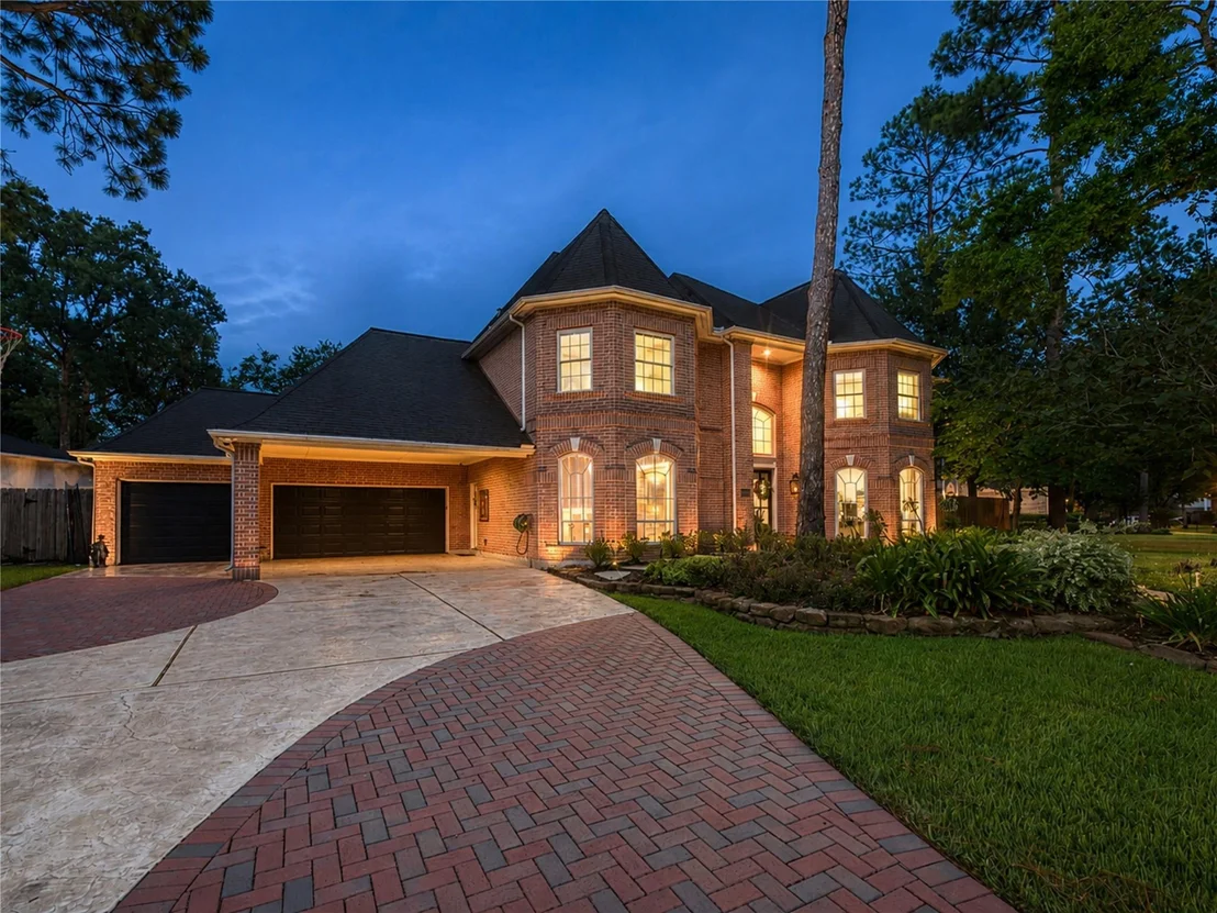 Photo of 923 Chinquapin Place