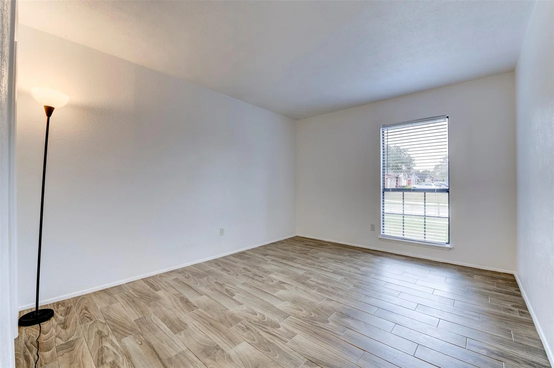 Photo of 14323 Edenglen Drive