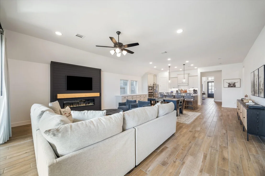 Photo of 31130 Crescent Hill Drive