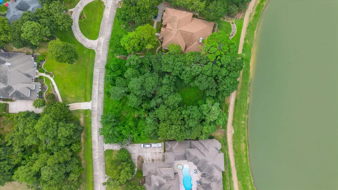 Photo of 25215 Lakeway Park