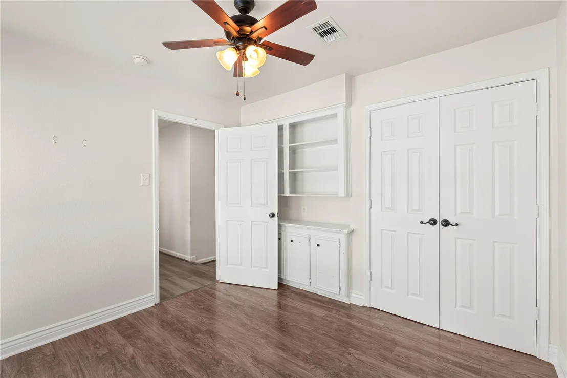 Photo of 16126 Spinnaker Drive