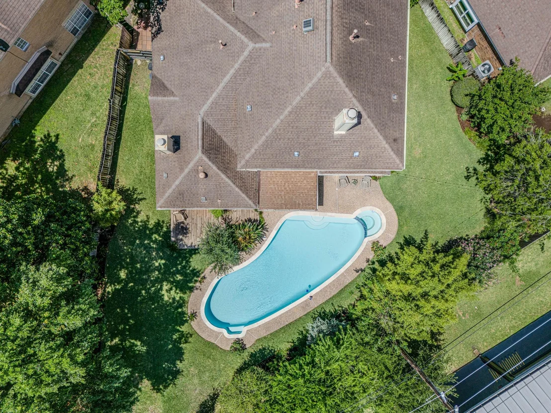 Photo of 14119 Swallowfield Drive