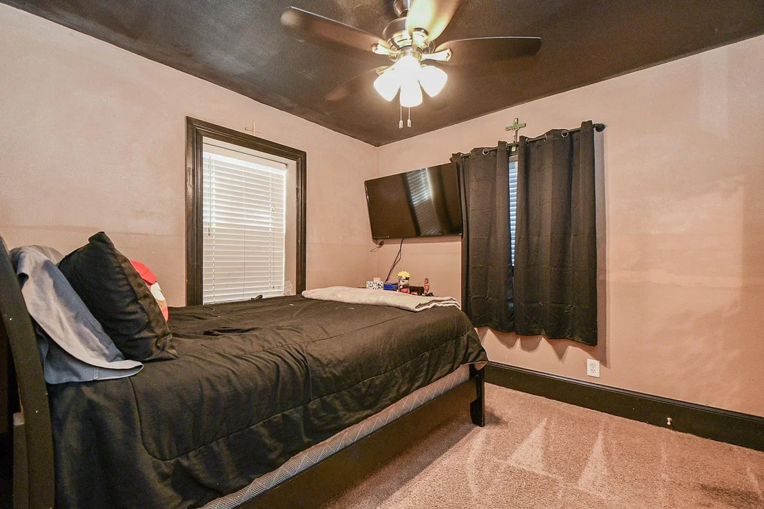 Photo of 5030 Peek Road