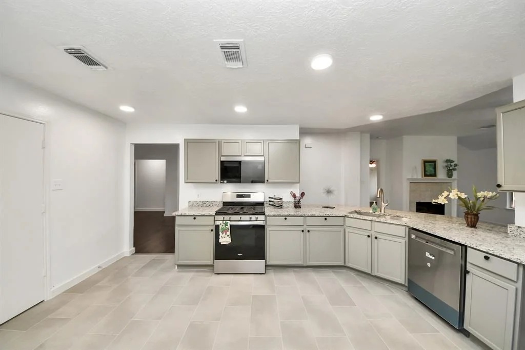 Photo of 9223 Eaglewood Glen Trail