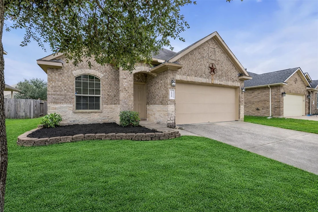 Photo of 8939 Headstall Drive