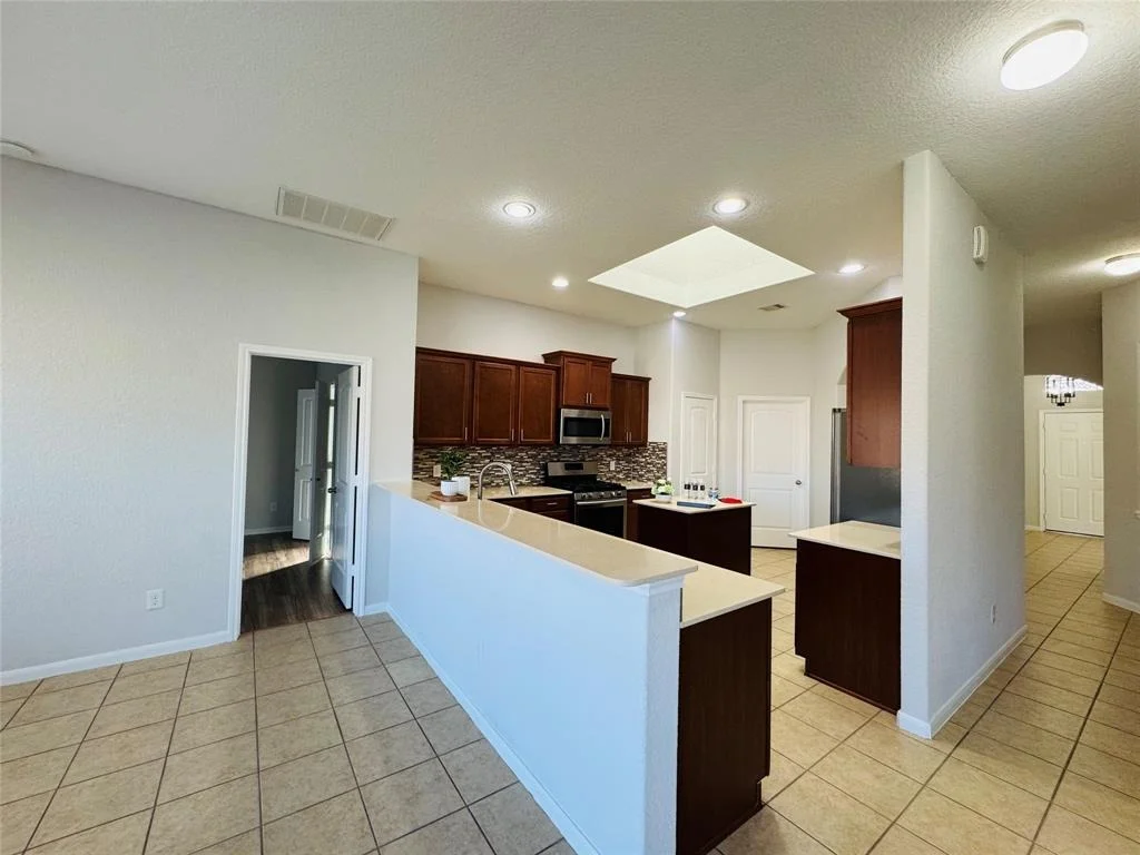Photo of 8522 Windy Path Lane