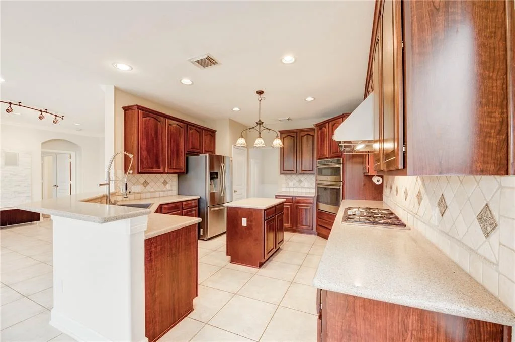 Photo of 14330 Ayers Rock Road