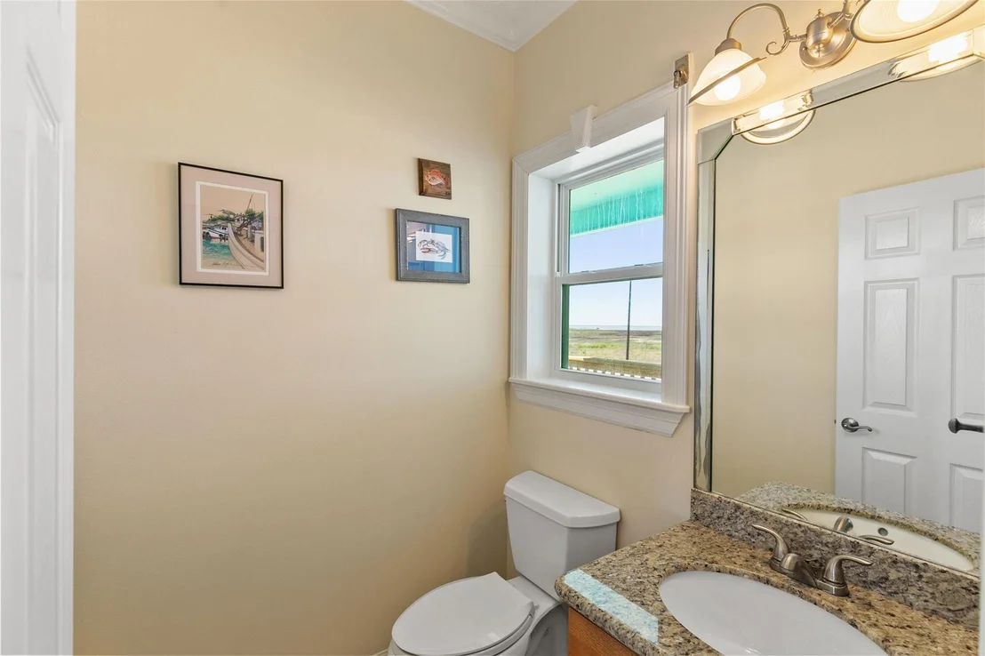 Photo of 10530 Bluewater Highway