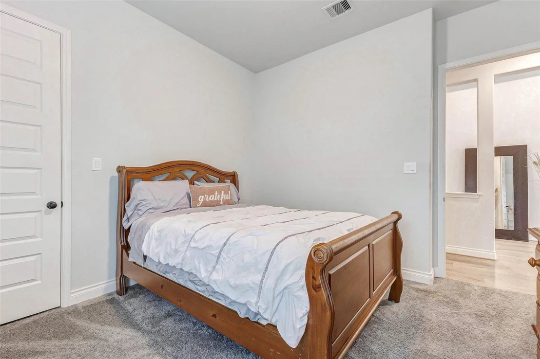 Photo of 1618 Hackberry Heights Drive