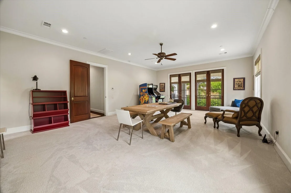 Photo of 310 Tynebridge Lane