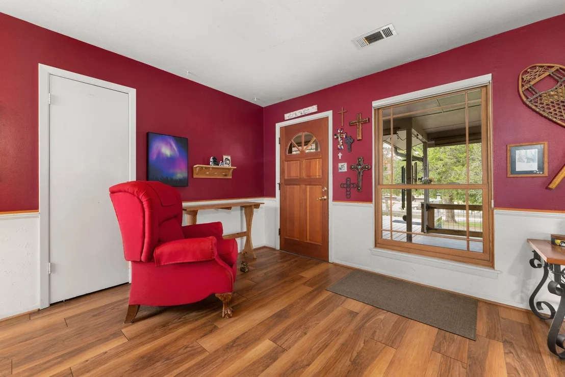 Photo of 301 Beverly Lane