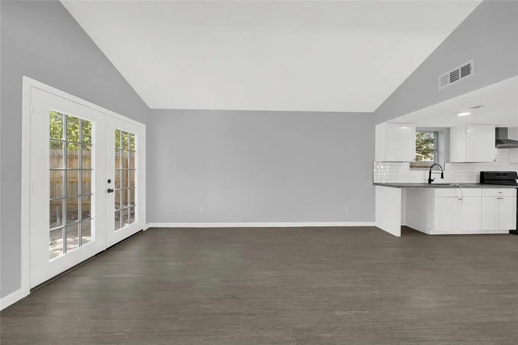 Photo of 307 Enchanted Trail Dr