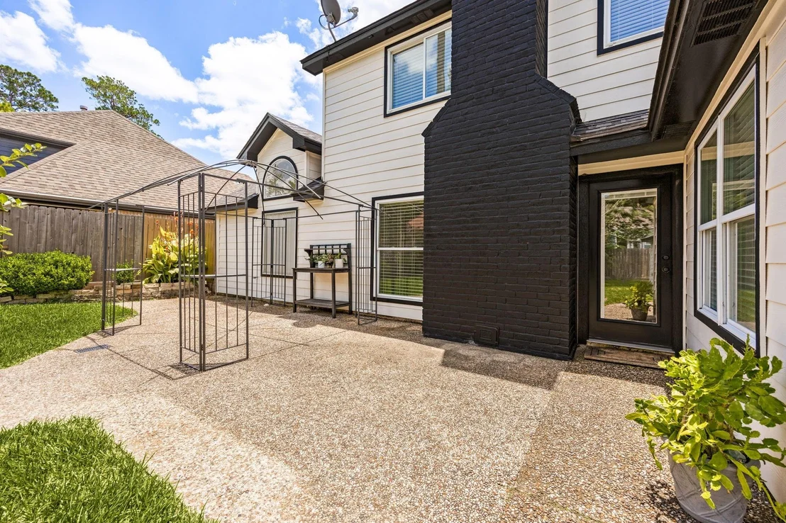 Photo of 12106 Oakcroft Drive