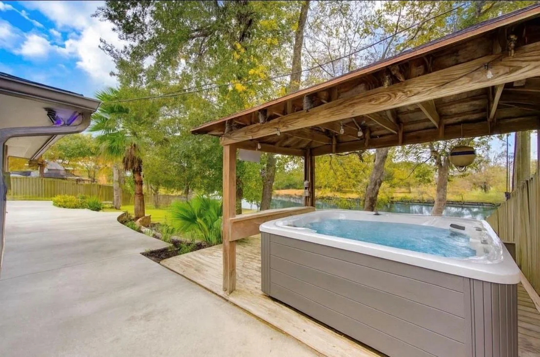 Photo of 303 Old Bayou Drive