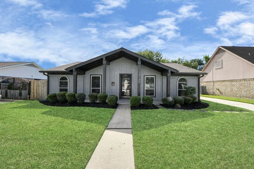 Photo of 10130 Sagerock Drive