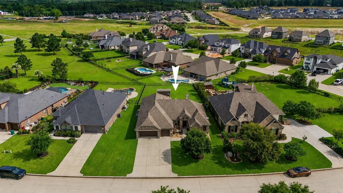 Photo of 165 Waterstone Drive