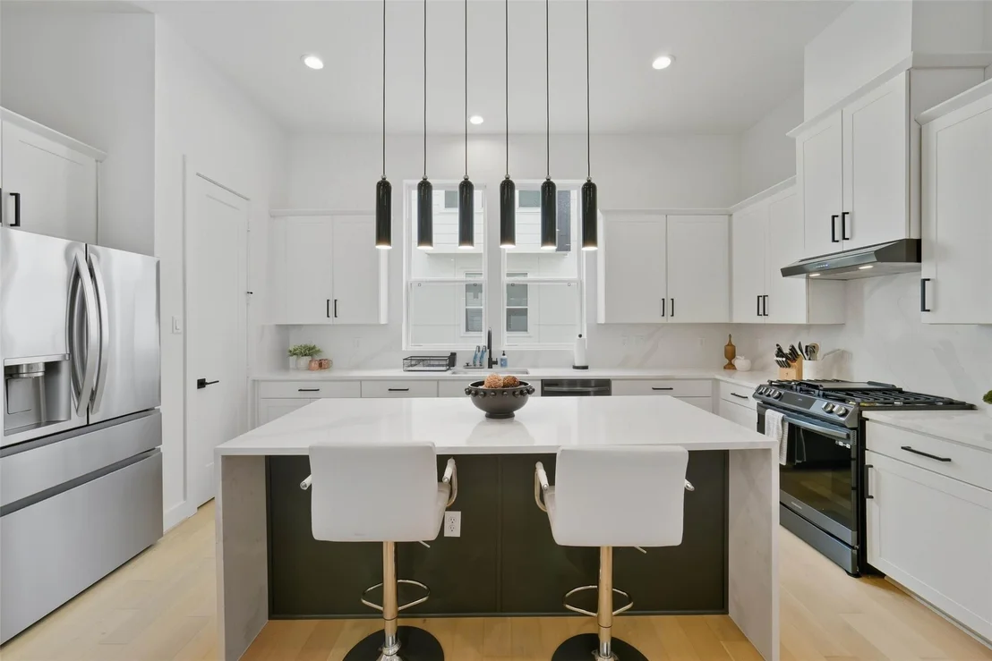 Photo of 3006 Lamar Street