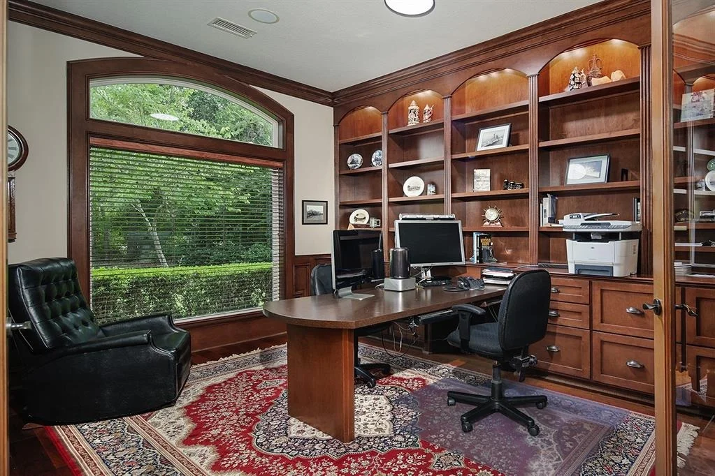 Photo of 11 Chestnut Hill Court