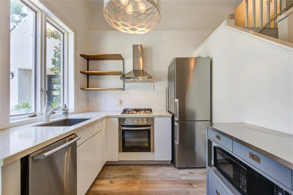 Photo of 1121 Lashbrook Drive