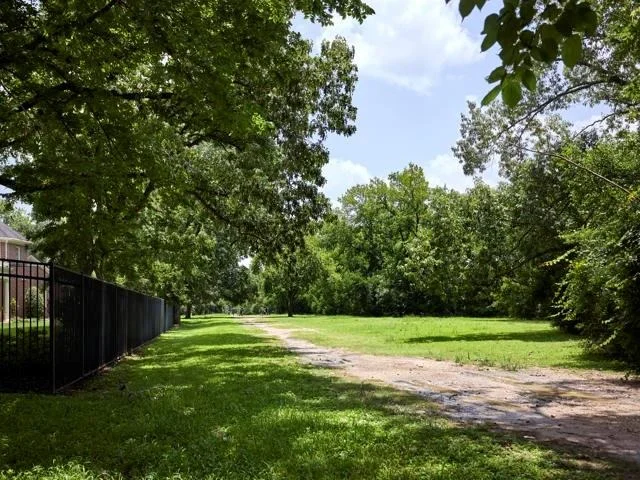 Photo of 514 Regentview Drive