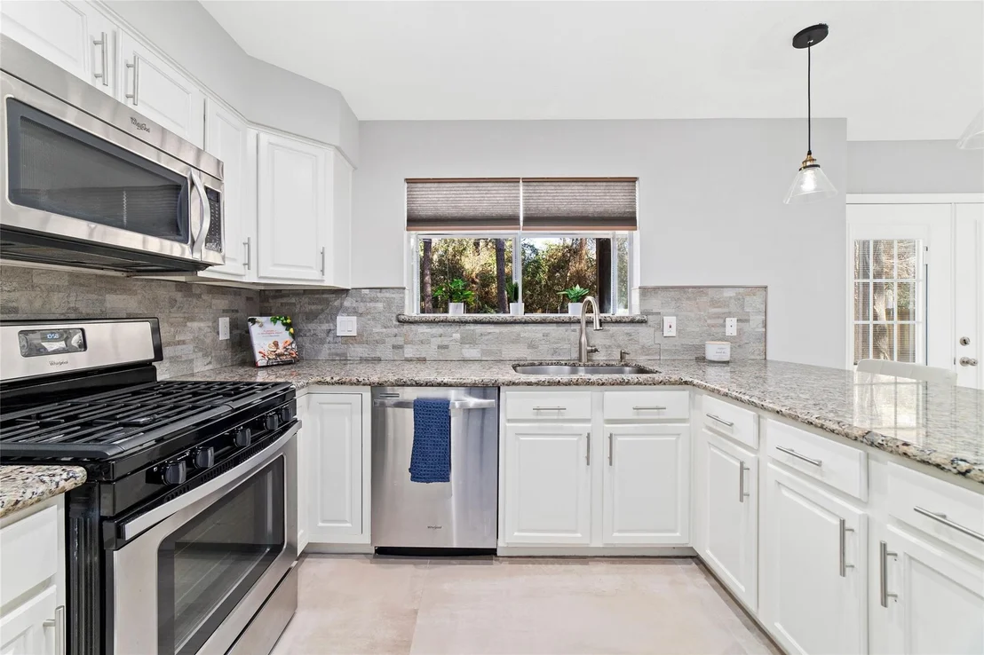Photo of 183 N Village Knoll Circle