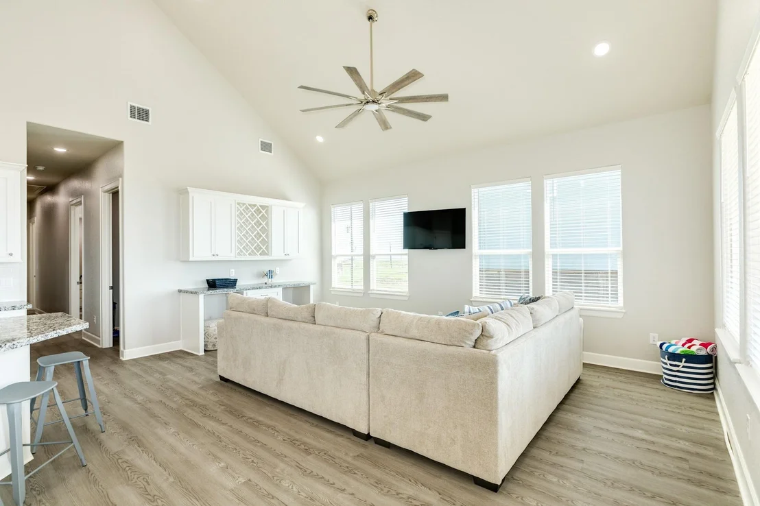 Photo of 4835 Bluewater Drive