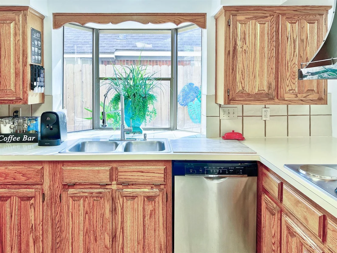 Photo of 12510 Millvan Drive